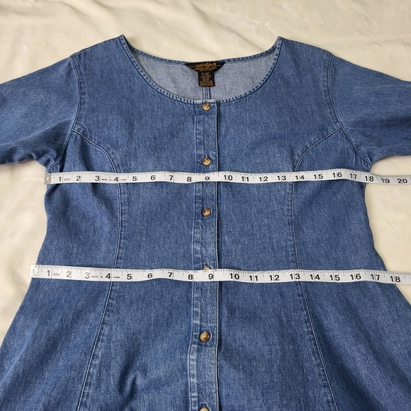 Eddie Bauer Vintage Blue Denim Button-Down Dress. Size Medium. Cotton. - Picture 12 of 13